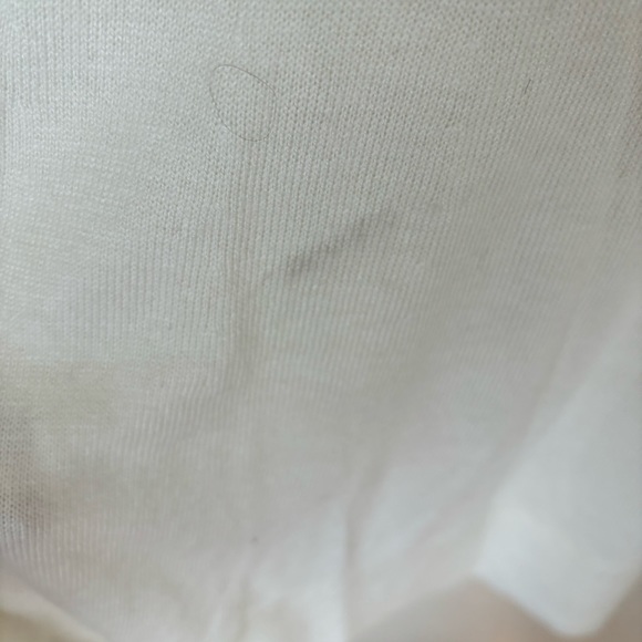 Soft Cream Sweater Sz M - Picture 6 of 6